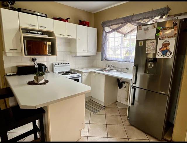 2 BEDROOM PROPERTY TO RENT IN FAERIE GLEN